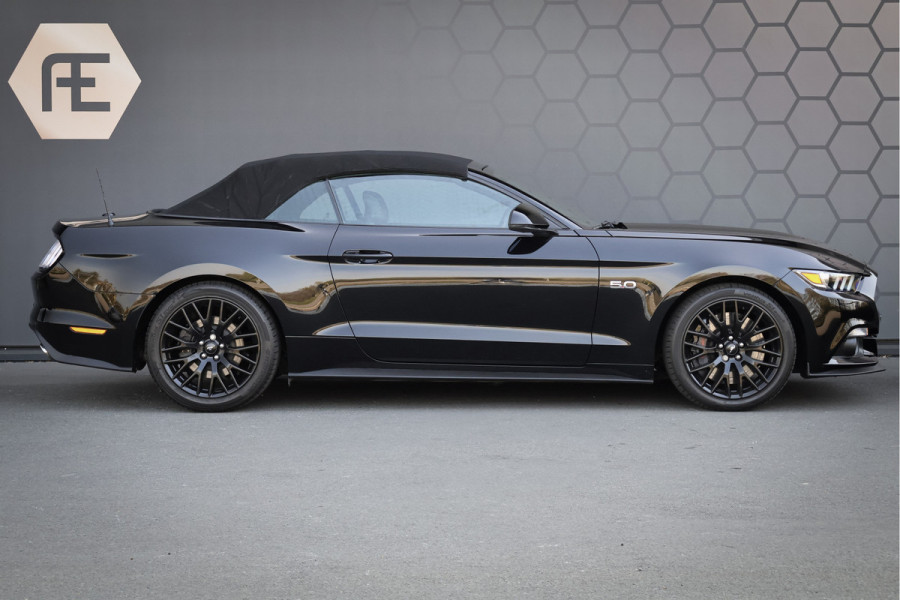 Ford Mustang Convertible 5.0 V8 GT | STOELKOELING/VERWARMING | BLACK PACK | CAMERA | CRUISE CONTROL | XENON | DAB |
