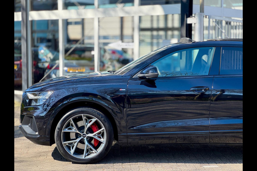 Audi Q8 60 TFSI e quattro Competition Adaptive Pano B&O Lane assist Keyless 3D-cam Head up Digital dashboard Massage Dealeronderho