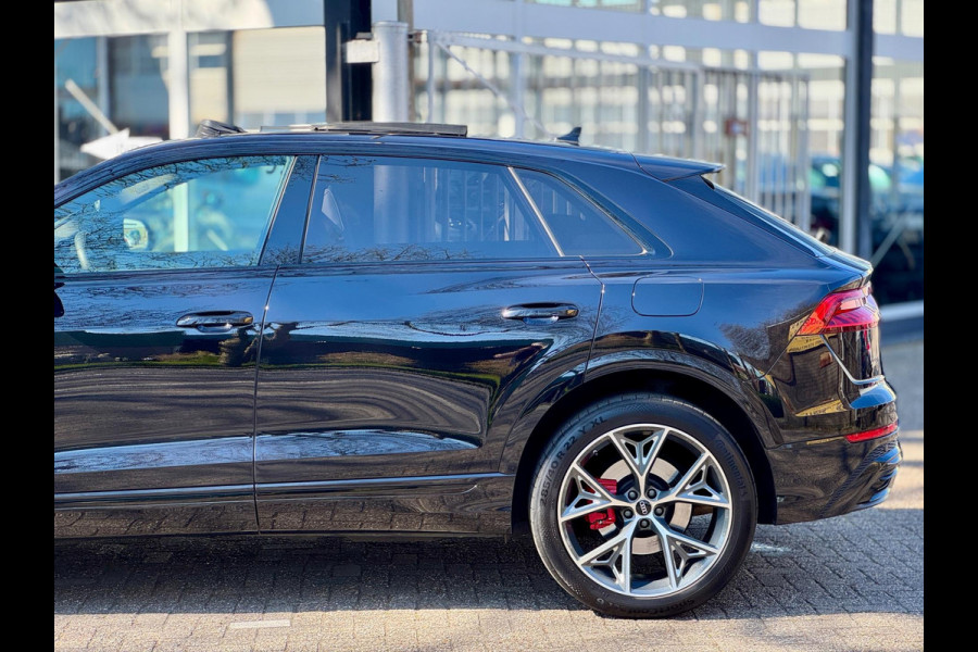 Audi Q8 60 TFSI e quattro Competition Adaptive Pano B&O Lane assist Keyless 3D-cam Head up Digital dashboard Massage Dealeronderho