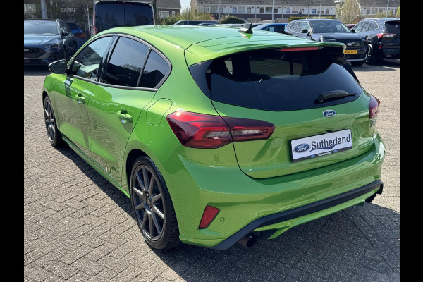 Ford Focus 2.3 EcoBoost ST-X 280pk | Winter Pack | Adaptive cruise control | Sper diff | Head up Display | Camera | AGR-stoelen