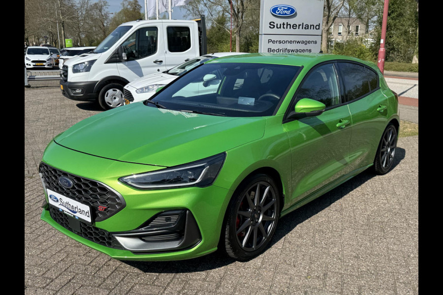 Ford Focus 2.3 EcoBoost ST-X 280pk | Winter Pack | Adaptive cruise control | Sper diff | Head up Display | Camera | AGR-stoelen
