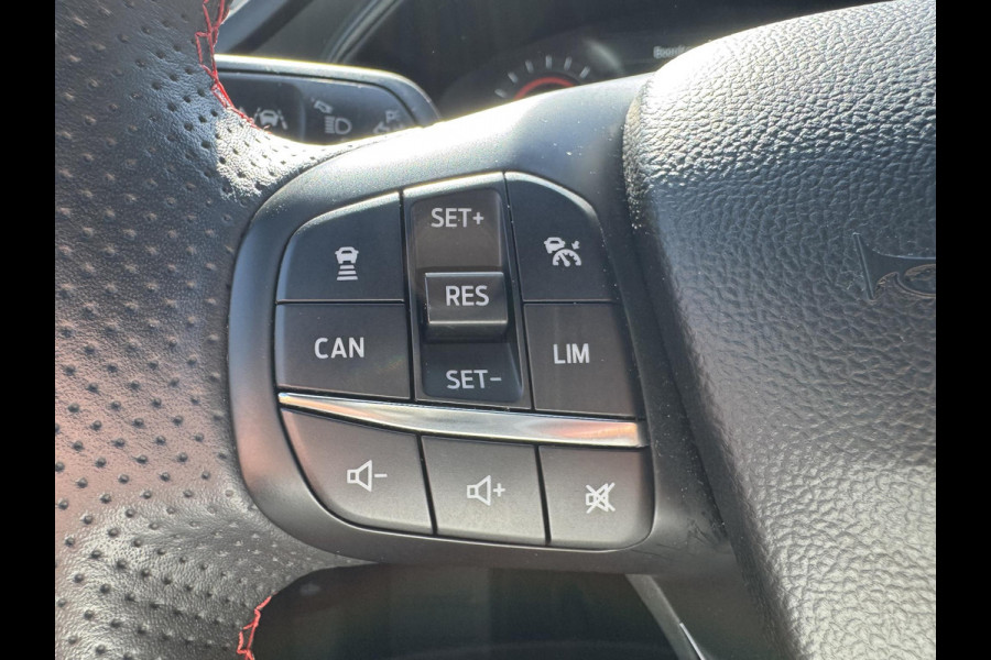 Ford Focus 2.3 EcoBoost ST-X 280pk | Winter Pack | Adaptive cruise control | Sper diff | Head up Display | Camera | AGR-stoelen