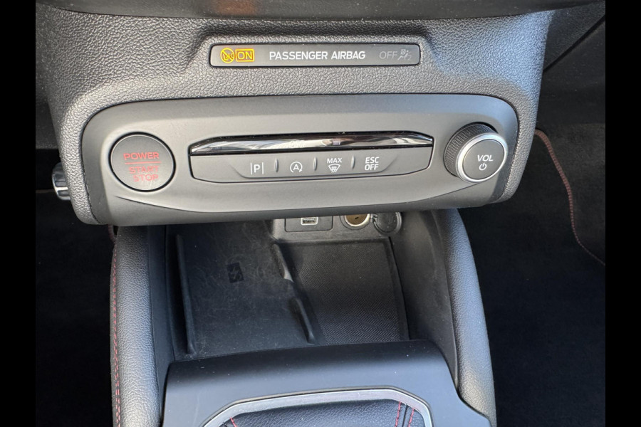 Ford Focus 2.3 EcoBoost ST-X 280pk | Winter Pack | Adaptive cruise control | Sper diff | Head up Display | Camera | AGR-stoelen