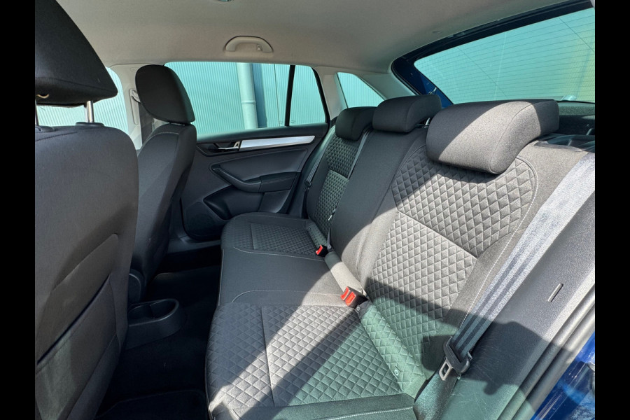 Škoda Rapid Spaceback 1.0 TSI * Cruise * Navi * Clima * Stoelverw * Lichtmetaal *