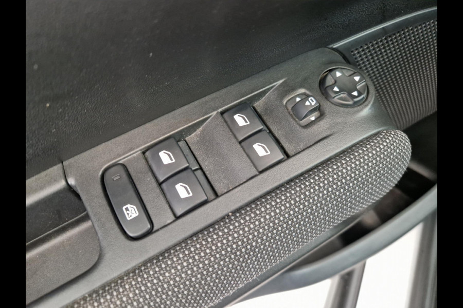 Citroën C3 Aircross 1.2 PureTech S&S Shine | Navigatie | Elektrisch Dakraam | Stoelverwarming | Focal HIFI | Draadloze telefoonlader