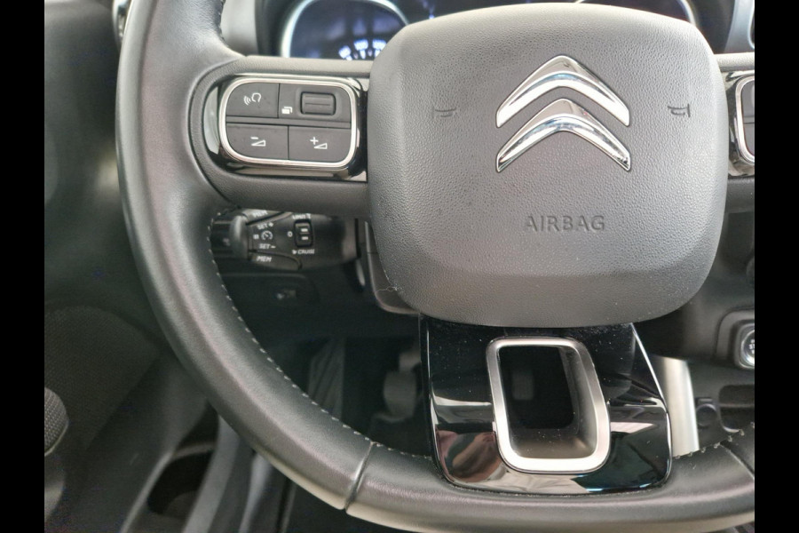 Citroën C3 Aircross 1.2 PureTech S&S Shine | Navigatie | Elektrisch Dakraam | Stoelverwarming | Focal HIFI | Draadloze telefoonlader