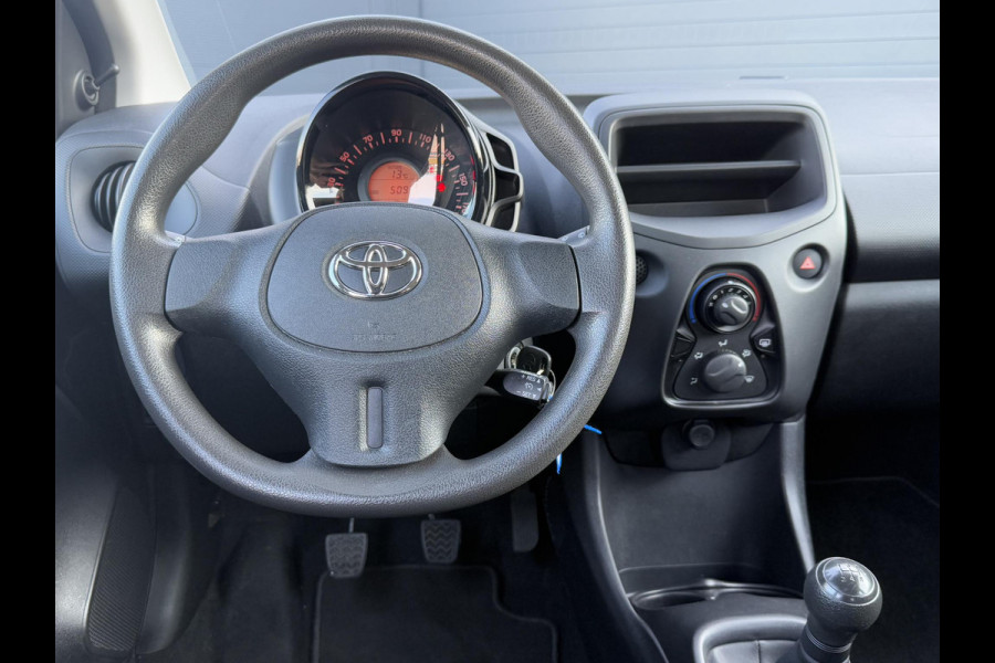 Toyota Aygo 1.0 VVT-i x 2e Eigenaar,Cruise Control,Weinig Km,Zeer Zuinig,Apk tot 02-2027