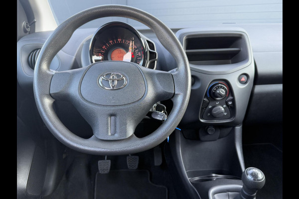 Toyota Aygo 1.0 VVT-i x 2e Eigenaar,Cruise Control,Weinig Km,Zeer Zuinig,Apk tot 02-2027