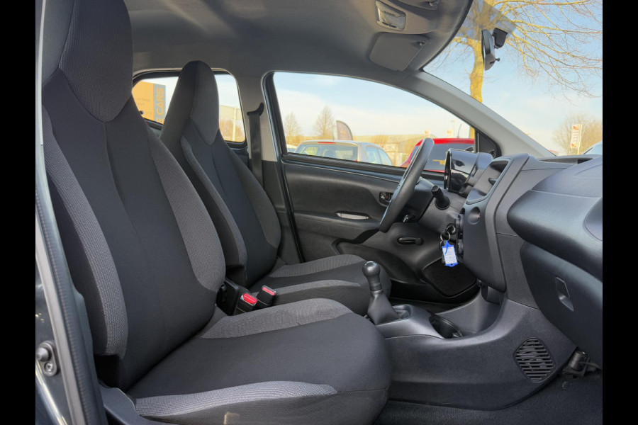 Toyota Aygo 1.0 VVT-i x 2e Eigenaar,Cruise Control,Weinig Km,Zeer Zuinig,Apk tot 02-2027