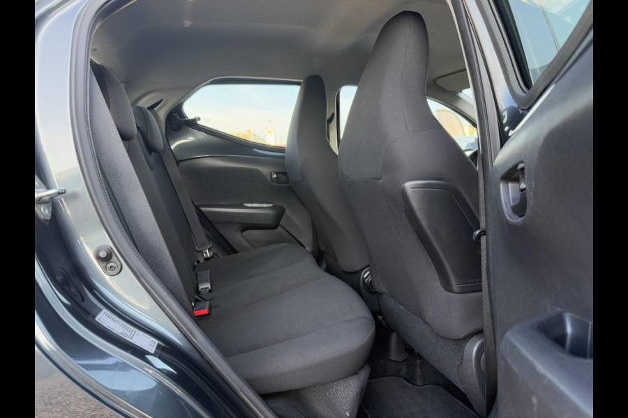 Toyota Aygo 1.0 VVT-i x 2e Eigenaar,Cruise Control,Weinig Km,Zeer Zuinig,Apk tot 02-2027