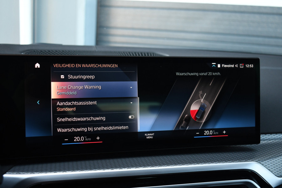 BMW 3 Serie Touring 320e M-Sport ACC HUD Sfeer Camera HiFi Stuurverw
