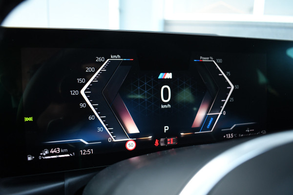 BMW 3 Serie Touring 320e M-Sport ACC HUD Sfeer Camera HiFi Stuurverw