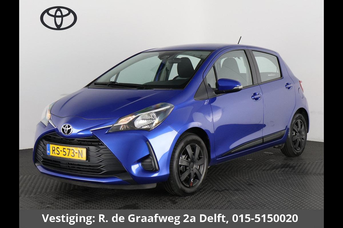 Toyota Yaris 1.0 VVT-i Comfort | Airco | Radio/USB/Bluetooth | Elektrische ramen Toyota Yaris 1.0 VVT-i Comfort | Airco | Radio/USB/Bluetooth | Elektrische ramen