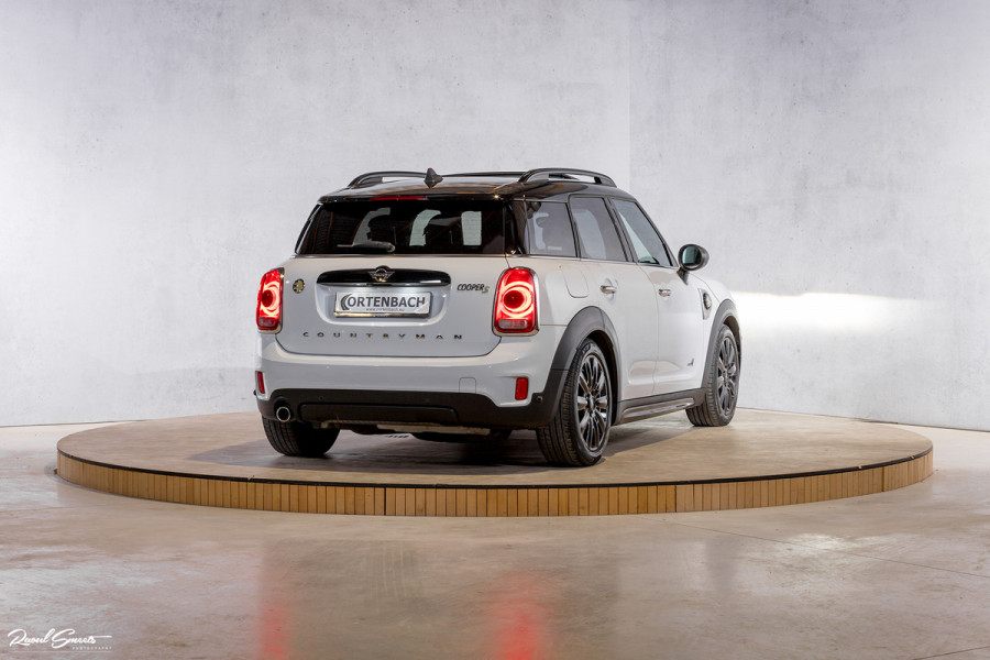 MINI Countryman 2.0 Cooper S E ALL4 Chili | Panorama | Adaptieve cruise | Harman/Kardon | Sfeer verlichting