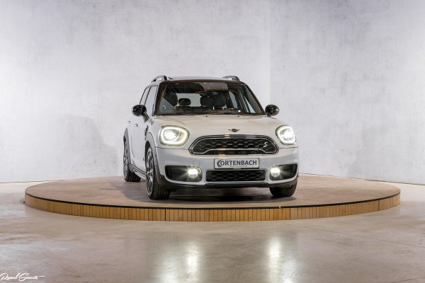 MINI Countryman 2.0 Cooper S E ALL4 Chili | Panorama | Adaptieve cruise | Harman/Kardon | Sfeer verlichting