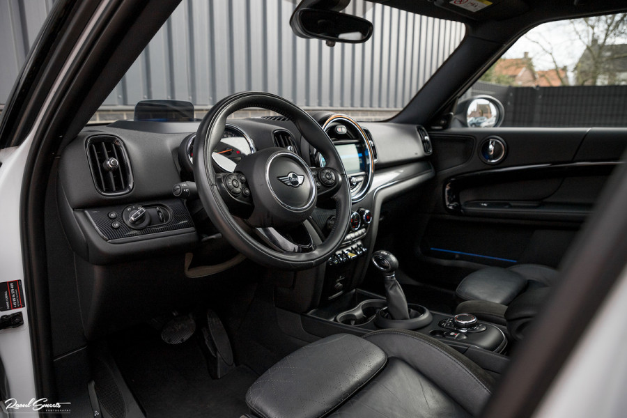 MINI Countryman 2.0 Cooper S E ALL4 Chili | Panorama | Adaptieve cruise | Harman/Kardon | Sfeer verlichting