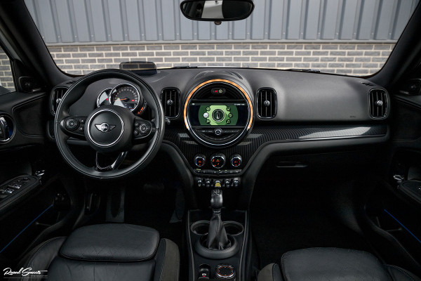 MINI Countryman 2.0 Cooper S E ALL4 Chili | Panorama | Adaptieve cruise | Harman/Kardon | Sfeer verlichting