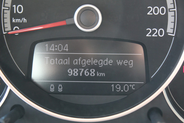 Volkswagen up! 1.0 BMT move up! , 5 deurs Airco , Cruise control , Stoelverwaming , DAB radio