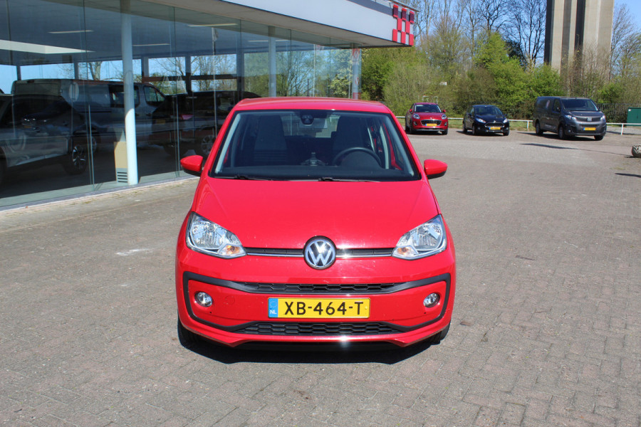 Volkswagen up! 1.0 BMT move up! , 5 deurs Airco , Cruise control , Stoelverwaming , DAB radio