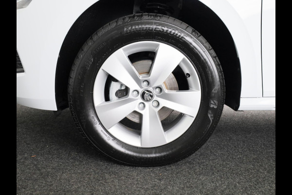 Škoda Kamiq Selection 1.0 TSI 115PK SUV 6 versn. Hand | Apple Carplay | Climate Control | Cruise Control