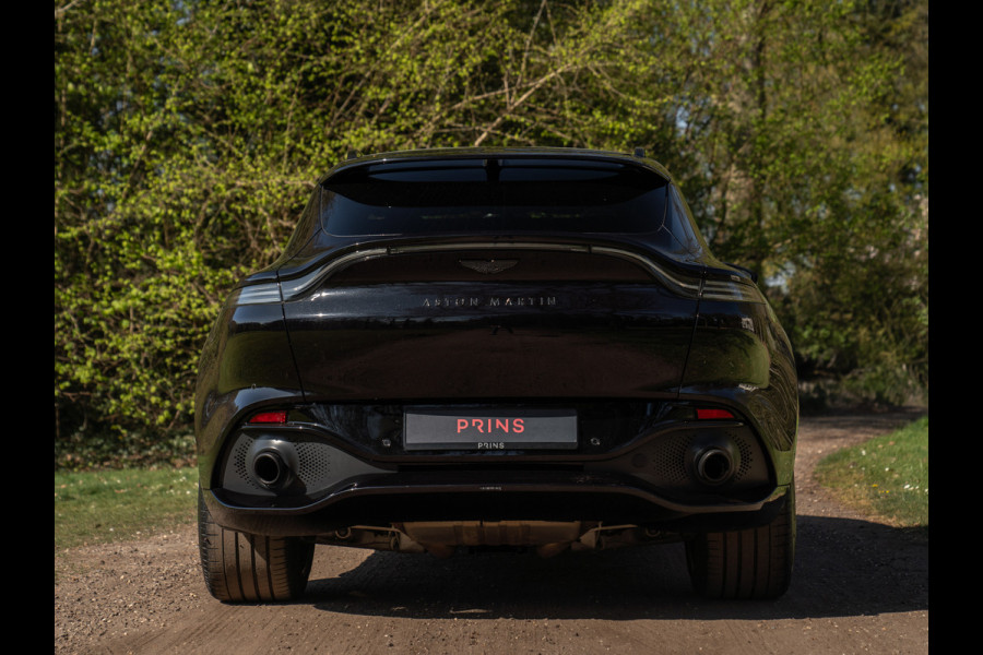Aston Martin Dbx 550 4.0 V8 | Panoramadak | 360 cam | Premium Audio | Onyx Black | Carbon interior