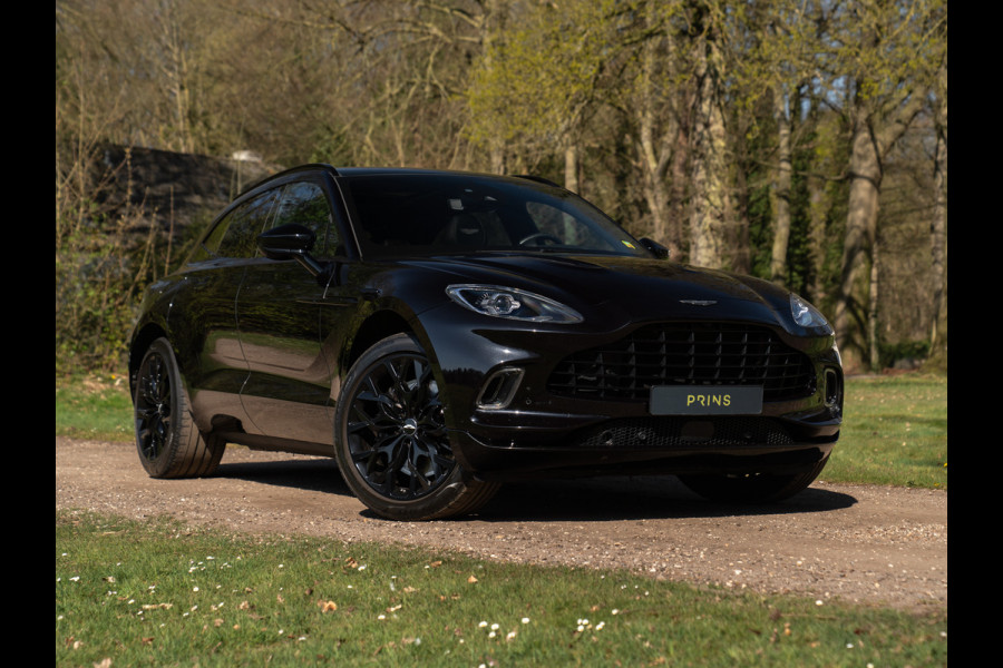Aston Martin Dbx 550 4.0 V8 | Panoramadak | 360 cam | Premium Audio | Onyx Black | Carbon interior