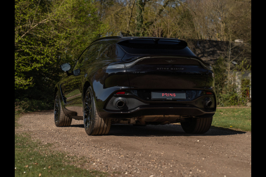 Aston Martin Dbx 550 4.0 V8 | Panoramadak | 360 cam | Premium Audio | Onyx Black | Carbon interior