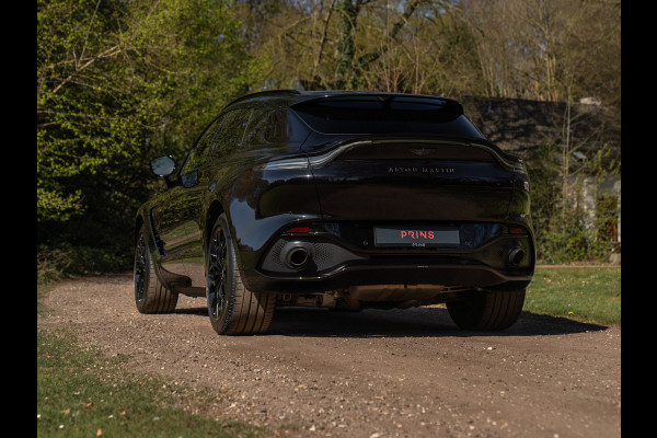 Aston Martin Dbx 550 4.0 V8 | Panoramadak | 360 cam | Premium Audio | Onyx Black | Carbon interior