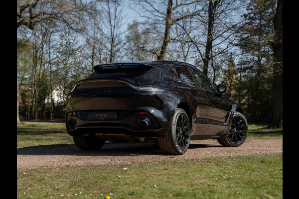 Aston Martin Dbx 550 4.0 V8 | Panoramadak | 360 cam | Premium Audio | Onyx Black | Carbon interior