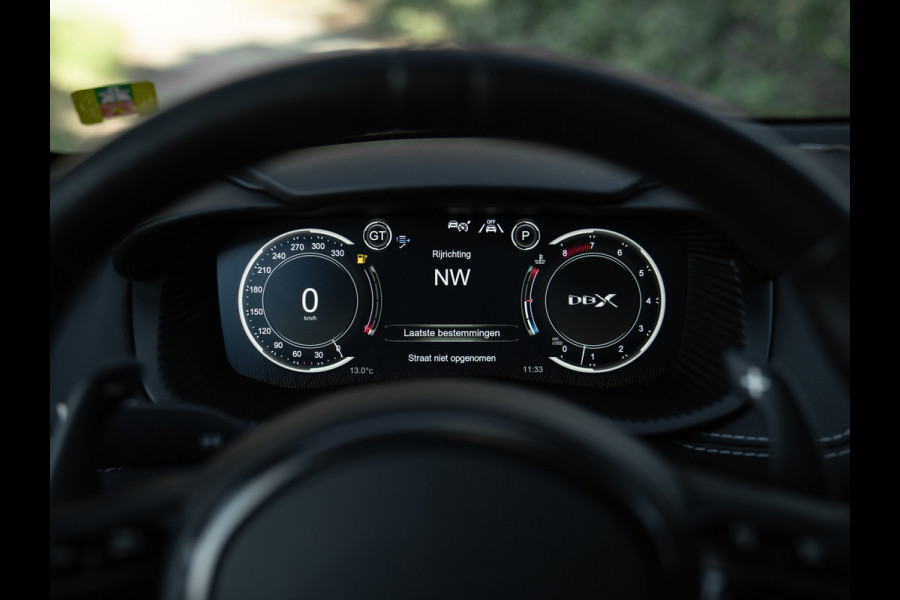 Aston Martin Dbx 550 4.0 V8 | Panoramadak | 360 cam | Premium Audio | Onyx Black | Carbon interior