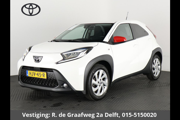 Toyota Aygo X 1.0 VVT-i MT First + Corel Red Pack | Apple Carplay & AndroidAUTO | Camera | Lichtmetalen velgen | Privacy Glass |