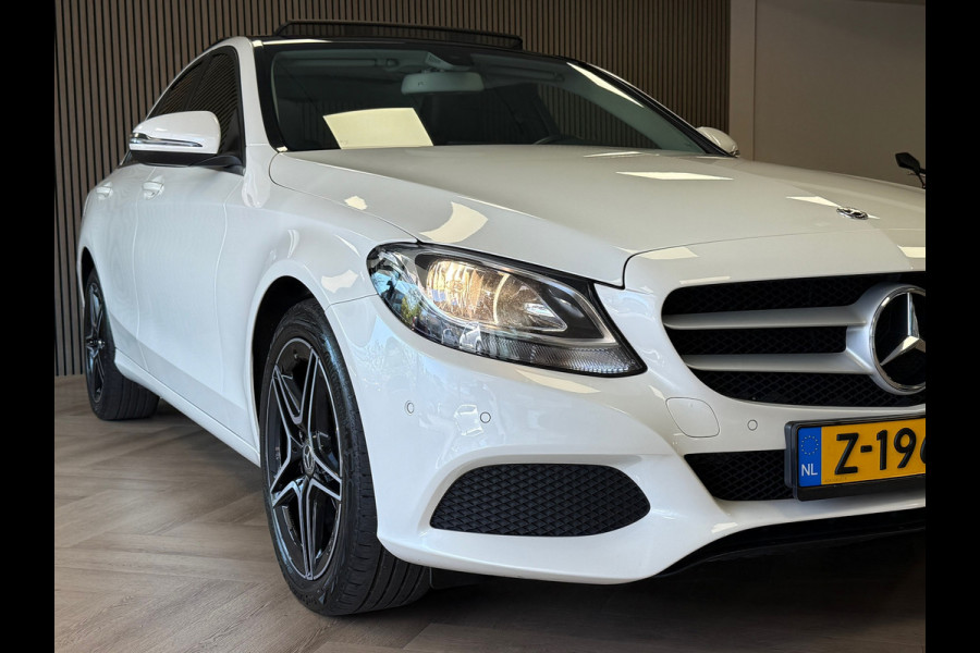 Mercedes-Benz C-Klasse C180 CDI Business Solution PANORAMADAK NAVIGATIE PDC V+A USB