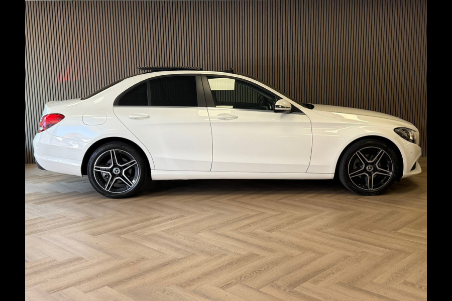 Mercedes-Benz C-Klasse C180 CDI Business Solution PANORAMADAK NAVIGATIE PDC V+A USB