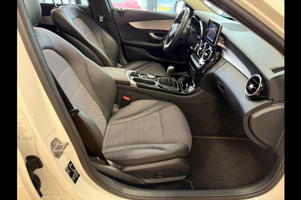 Mercedes-Benz C-Klasse C180 CDI Business Solution PANORAMADAK NAVIGATIE PDC V+A USB