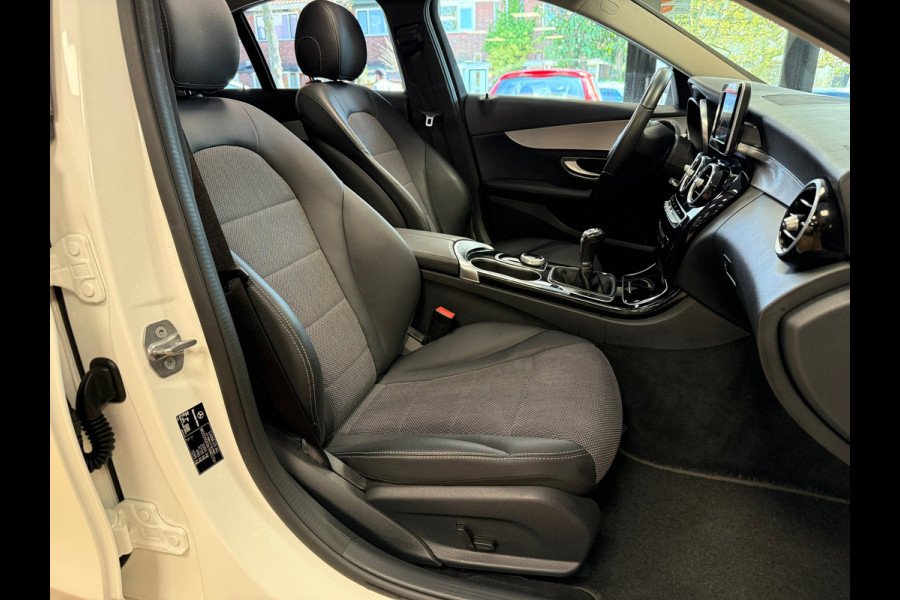 Mercedes-Benz C-Klasse C180 CDI Business Solution PANORAMADAK NAVIGATIE PDC V+A USB