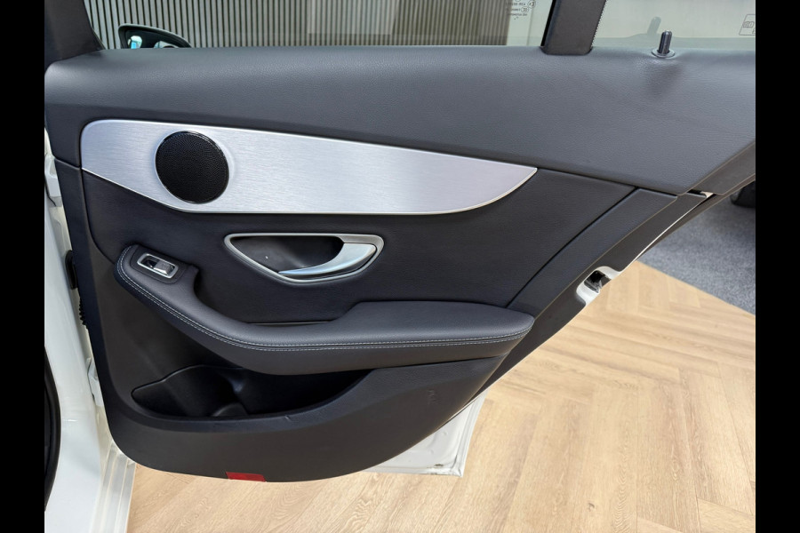 Mercedes-Benz C-Klasse C180 CDI Business Solution PANORAMADAK NAVIGATIE PDC V+A USB
