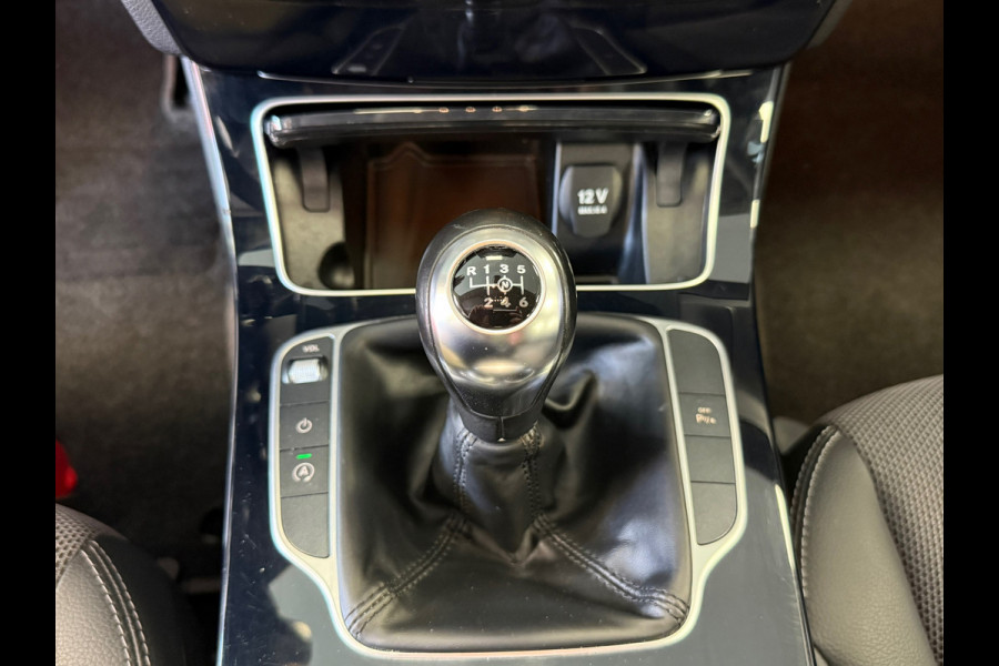 Mercedes-Benz C-Klasse C180 CDI Business Solution PANORAMADAK NAVIGATIE PDC V+A USB