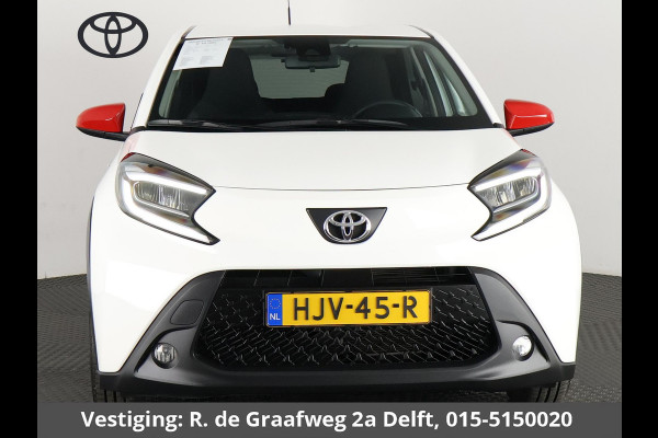 Toyota Aygo X 1.0 VVT-i MT First + Corel Red Pack | Apple Carplay & AndroidAUTO | Camera | Lichtmetalen velgen | Privacy Glass |