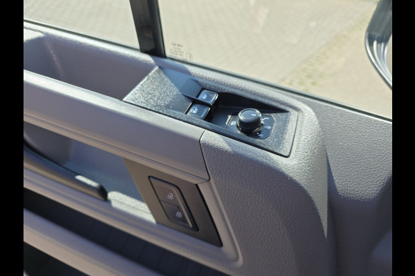Volkswagen Crafter 35 2.0 TDI L3 H3 Highline - 140 Pk - Euro 6 - Airco - Cruise Control