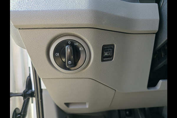 Volkswagen Crafter 35 2.0 TDI L3 H3 Highline - 140 Pk - Euro 6 - Airco - Cruise Control
