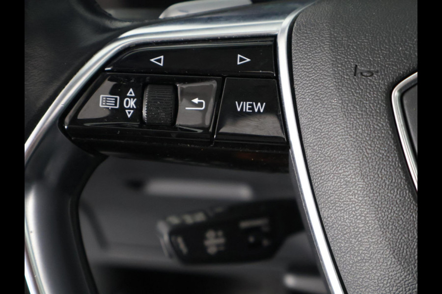 Audi e-tron 50 Quattro Black Edition Plus 71 kWh | Navigatie | Schuif-/Kanteldak | Privacy Glass |