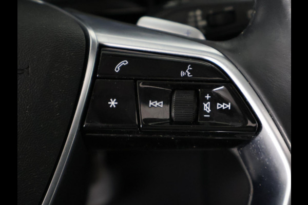 Audi e-tron 50 Quattro Black Edition Plus 71 kWh | Navigatie | Schuif-/Kanteldak | Privacy Glass |