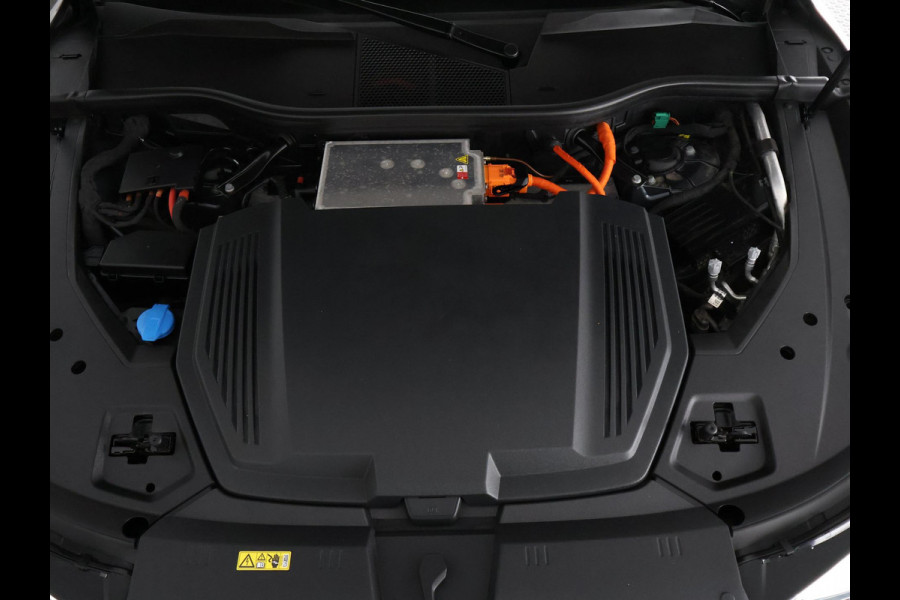 Audi e-tron 50 Quattro Black Edition Plus 71 kWh | Navigatie | Schuif-/Kanteldak | Privacy Glass |