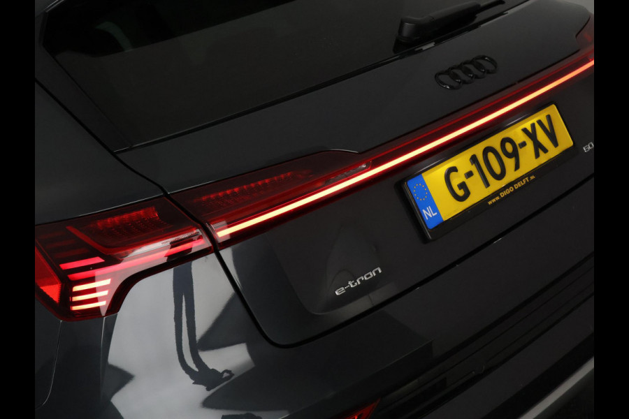 Audi e-tron 50 Quattro Black Edition Plus 71 kWh | Navigatie | Schuif-/Kanteldak | Privacy Glass |