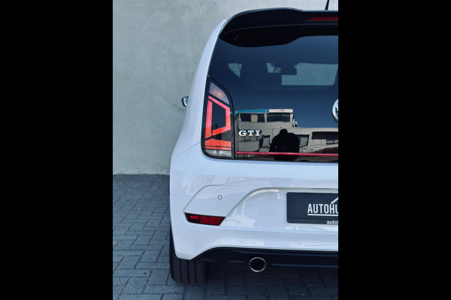 Volkswagen up! 1.0 TSI GTI Beats Camera DAB+ 17'' Stoelverwarming