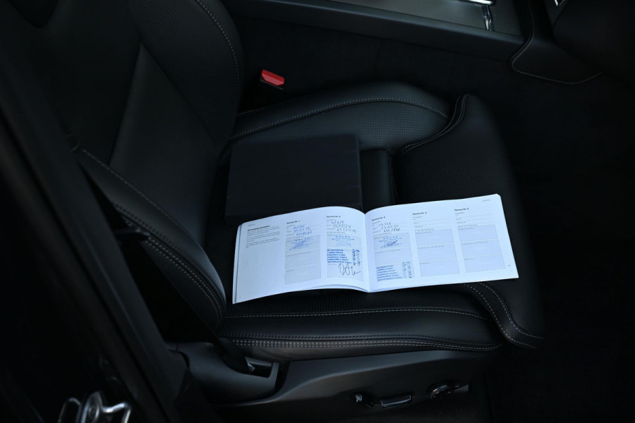 Volvo XC90 2.0 T8 Recharge AWD R-Design 455pk LONG RANGE