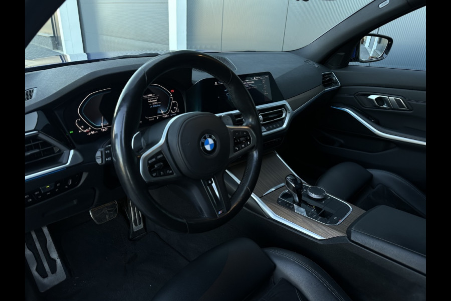 BMW 3-serie 330e M PACK 2020 NAVI CAMERA CR CONTROL PDC ECC LAGE KMSTAND