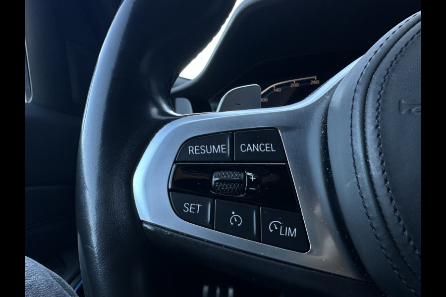 BMW 3-serie 330e M PACK 2020 NAVI CAMERA CR CONTROL PDC ECC LAGE KMSTAND