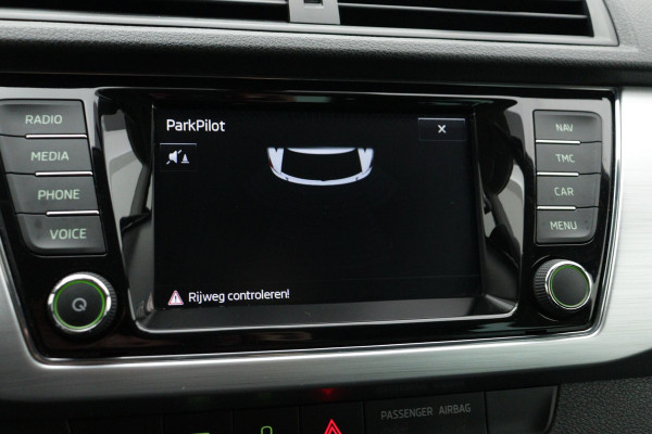 Škoda Fabia Combi 1.2 TSI Drive (NAVIGATIE, PARKEERSENSOREN, CRUISE, XENON, CLIMA, LM VELGEN)