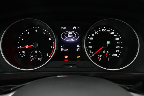 Volkswagen Tiguan Allspace 1.5 TSI Comfortline (PANORAMADAK, NAVI, TREKHAAK WEGKLAPBAAR, CAMERA, STOELVERWARMING,1e EIGENAAR)